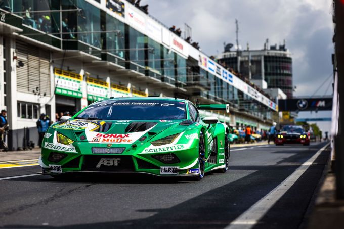 ADAC RAVENOL 24h Nürburgring 2026 vrijdag