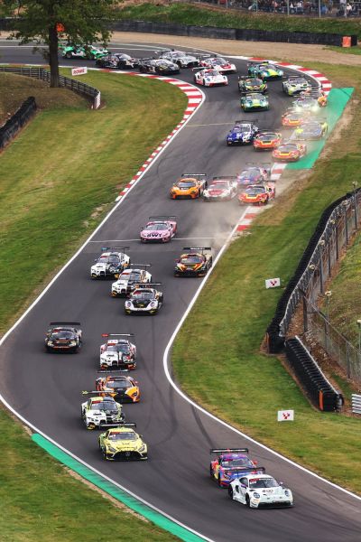 Nr80_Lionspeed_GP_Bastian_Buus_Ricardo_Feller_Porsche_911_GT3_EVO