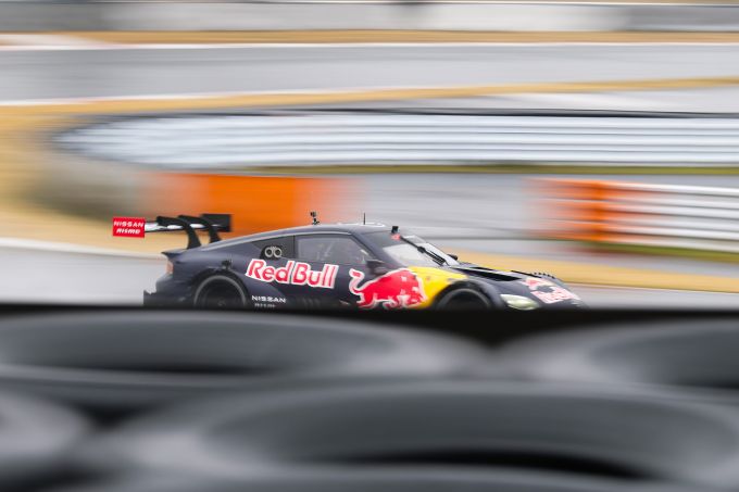 Verstappen rijdt in SuperGT op Fuji