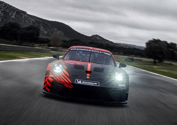 Porsche onthult 911 GT4 R wereldwijde klantensport 5