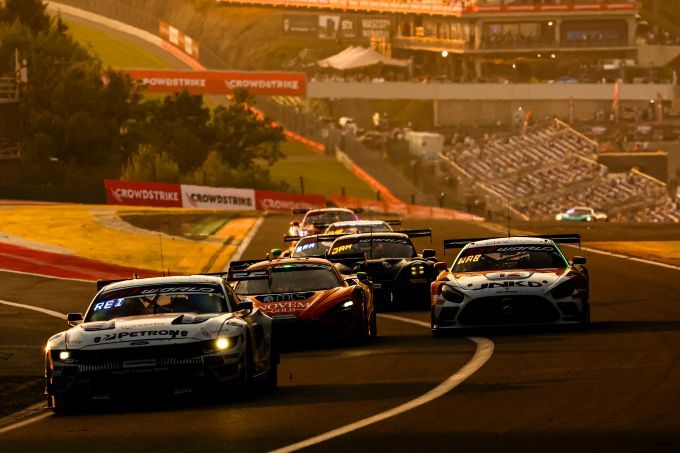 CrowdStrike 24 Hours of Spa 2026 nacht