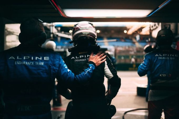 Alpine A424 @ 24 Uur Le Mans 2026 op Circuit de la Sarthe foto 9