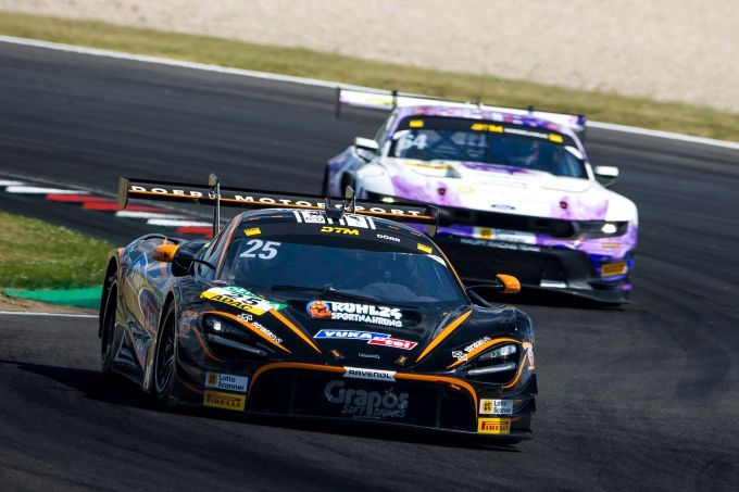 DTM Lausitzring vrije training vrijdag foto 3