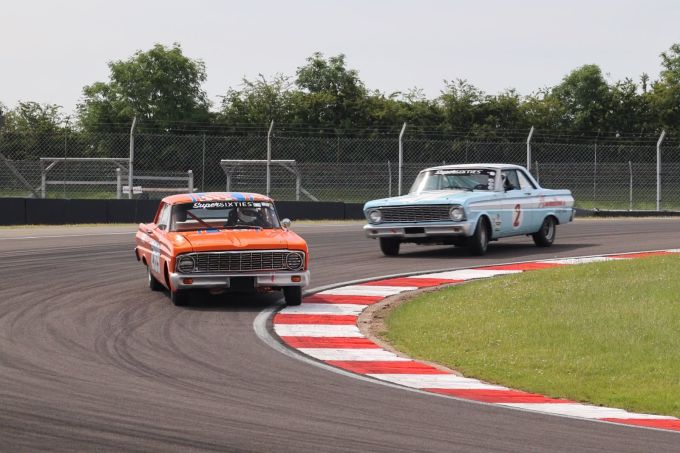 SuperSixties Donington Park 2026