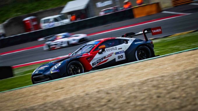 Michelin 24H SERIES European Series Michelin 12H Paul Ricard 4 aston martin