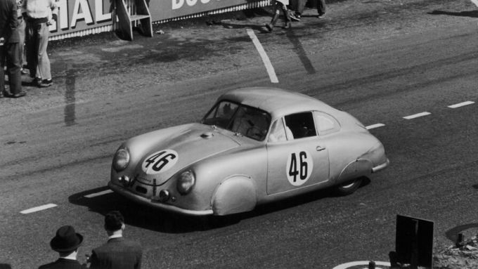 Porsche 24 Uur van Le Mans 2026 Manthey 356 SL silver livery 1951 3