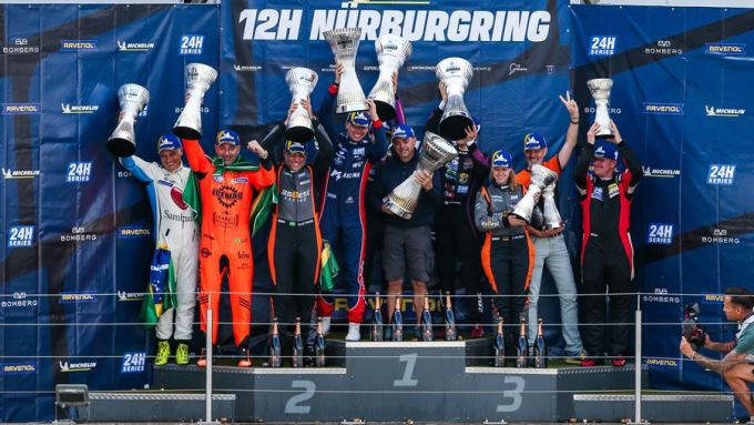 24H SERIES Michelin 12H Nürburgring foto 13