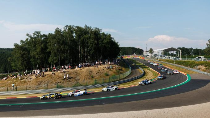 Porsche @ CrowdStrike 24 Hours Spa 2026 Foto 17