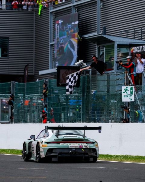 Porsche @ CrowdStrike 24 Hours Spa 2026 Foto 38