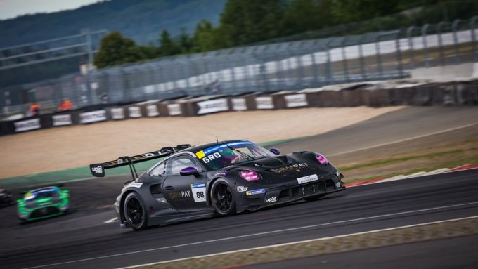 24H SERIES Michelin 12H Nürburgring foto 6