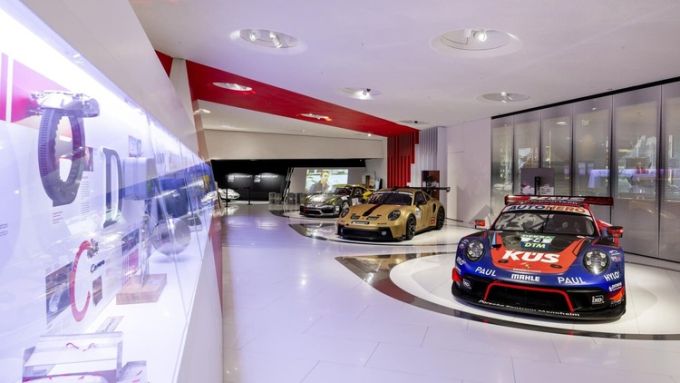 Raceborn – 75 Years of Porsche Motorsport-tentoonstelling Porsche Museum foto PN 5