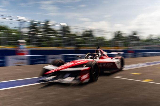 nissan formula e